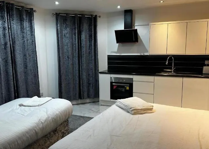 Oyo The Pleasant House